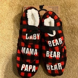 Pack of 3 slippers for the family